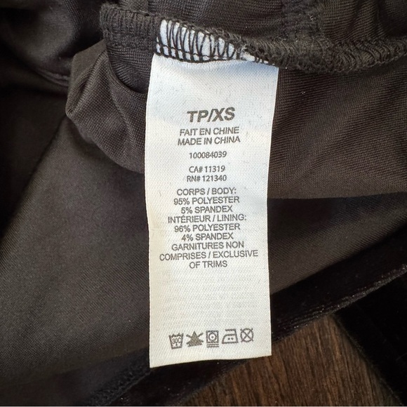 Dynamite Black Velvet Maxi Skirt Set - Picture 9 of 12